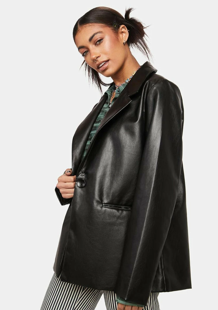 Brand new β€οΈ Pretty Garbage Vegan Leather Oversized Blazer π― 4 Pretty Garbage Vegan Leather Oversized Blazer