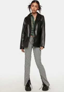 Brand new β€οΈ Pretty Garbage Vegan Leather Oversized Blazer π― 8 Pretty Garbage Vegan Leather Oversized Blazer